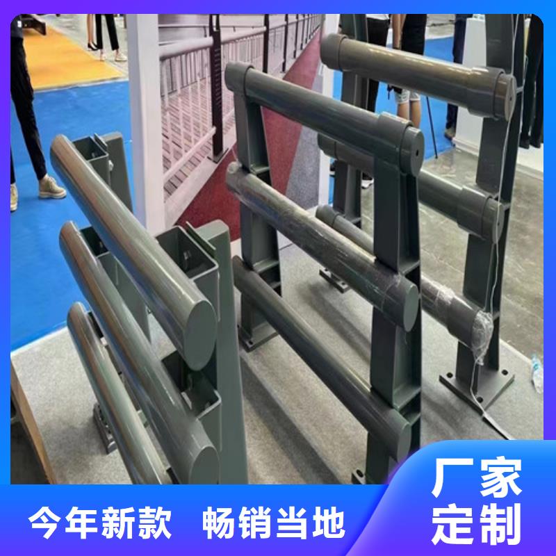 燈光防撞護(hù)欄找百泰護(hù)欄有限公司