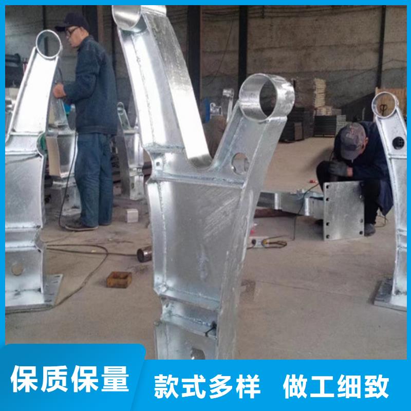高速公路立柱護欄_多年生產經驗廠家