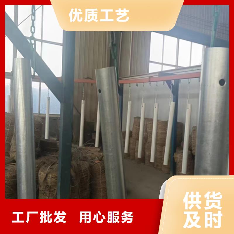 優(yōu)選：鄉(xiāng)村公路波形護(hù)欄生產(chǎn)廠家