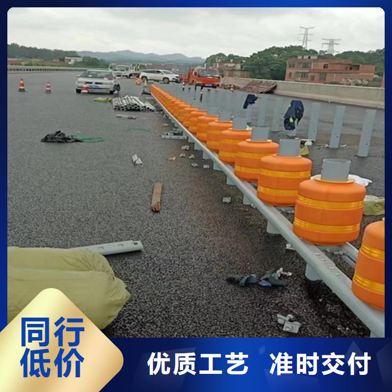 買波形護(hù)欄板認(rèn)準(zhǔn)永立交通設(shè)施有限公司