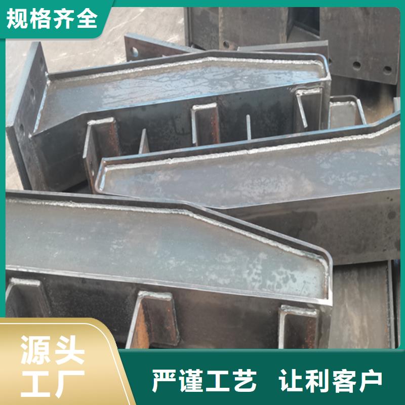 人行道護(hù)欄【防撞燈光欄桿】品質(zhì)值得信賴