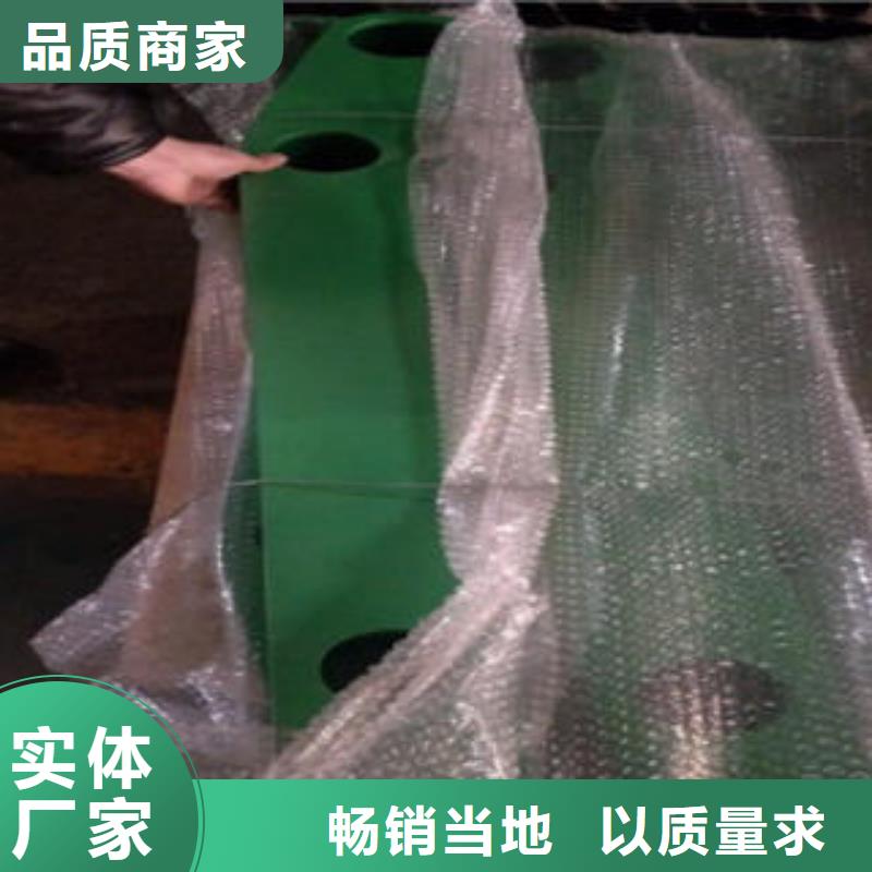 道路隔離欄桿304不銹鋼復合管護欄價格產地采購