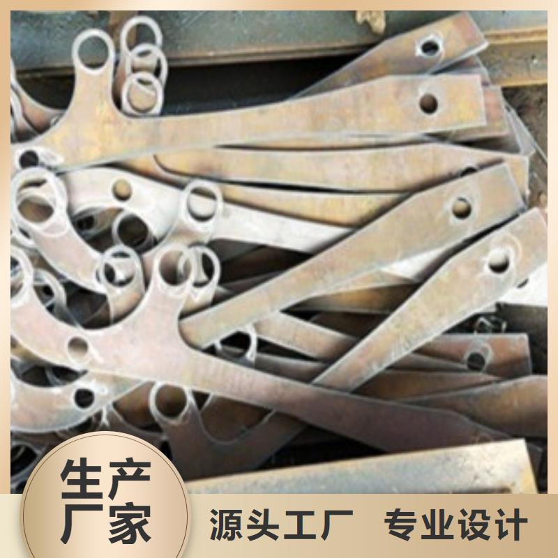 不銹鋼復(fù)合管304不銹鋼復(fù)合管護(hù)欄價(jià)格專業(yè)的生產(chǎn)廠家