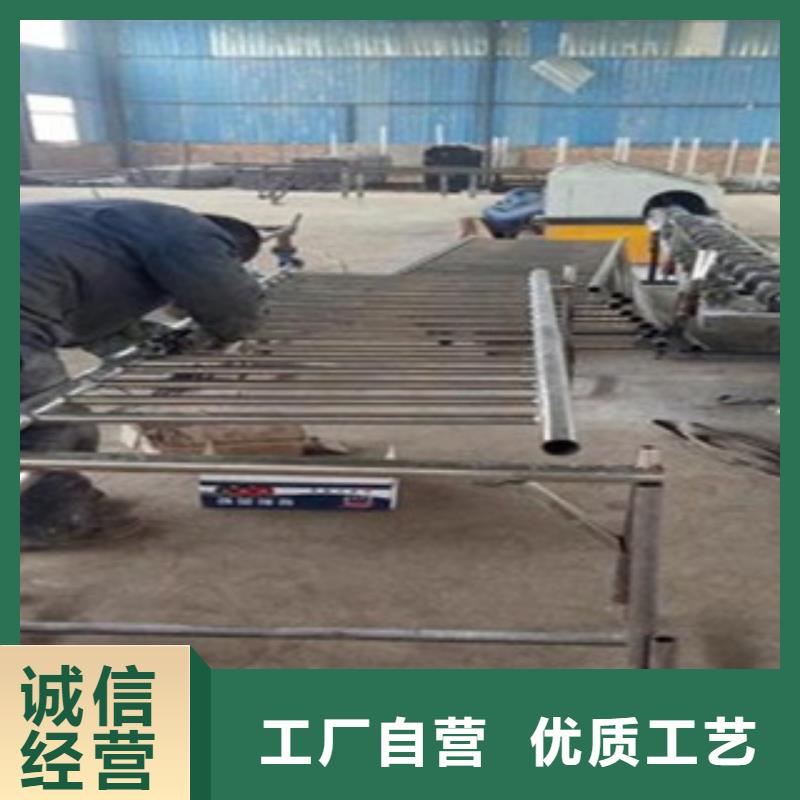 不銹鋼復(fù)合管橋梁護(hù)欄生產(chǎn)廠家保障