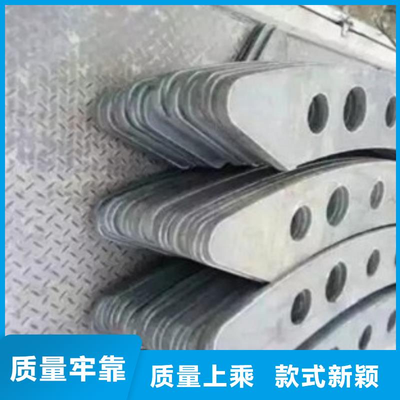 不銹鋼復(fù)合管【橋梁護欄生產(chǎn)廠家】敢與同行比價格