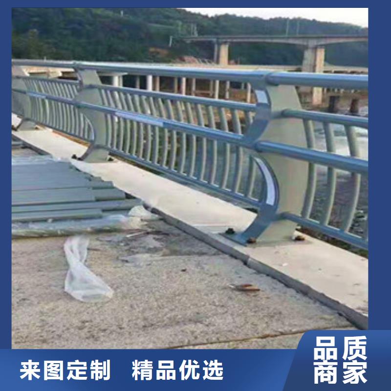 不銹鋼復(fù)合管欄桿河道防撞欄桿口碑好實(shí)力強(qiáng)