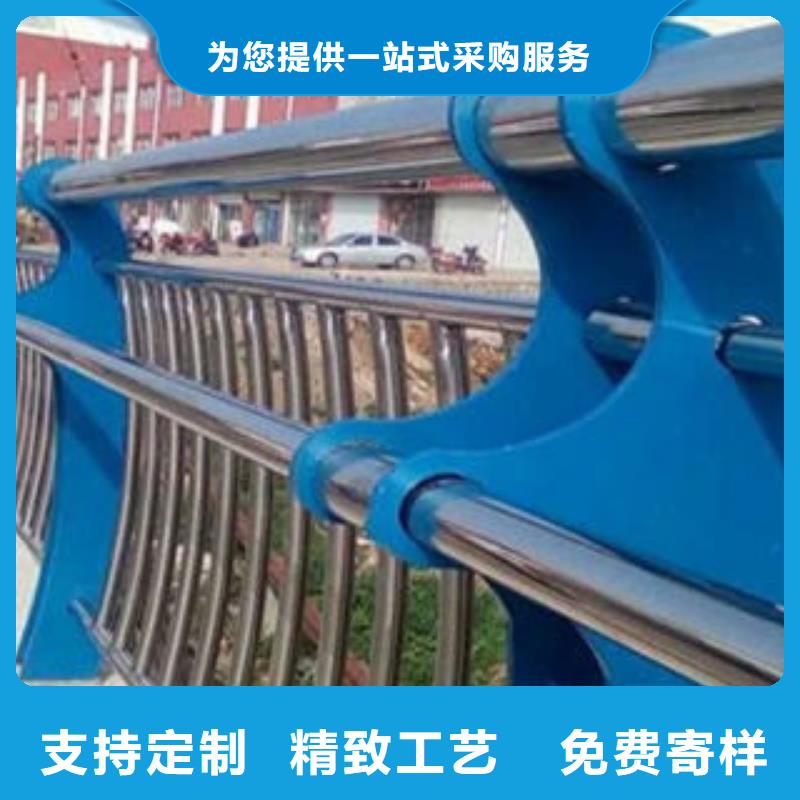 護欄生產廠家擁有專業的技術團隊Q235鋼板立柱護欄