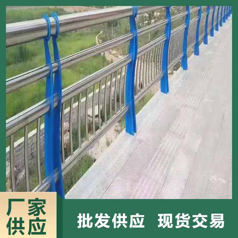 304不銹鋼復(fù)合管自有顏色可選黃不銹鋼橋梁護(hù)欄