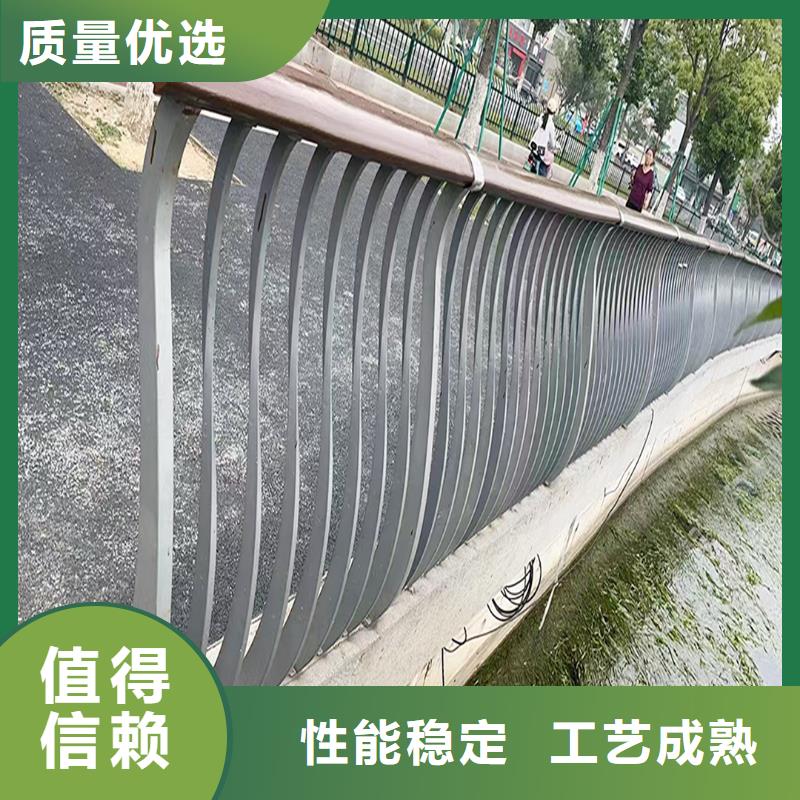 Q355B橋梁河道護欄生產(chǎn)廠家暢銷本地橋梁防撞護欄