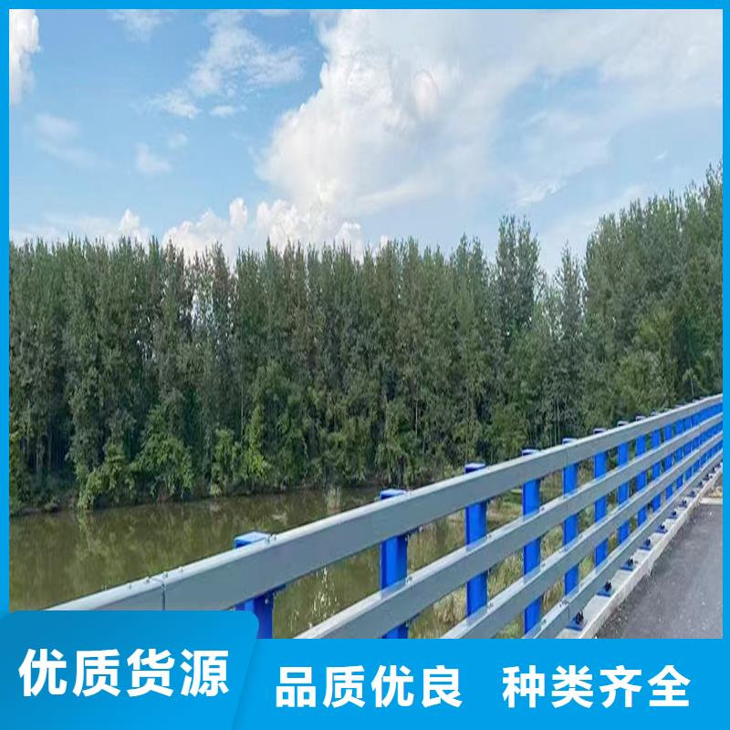 鋁合金天橋護(hù)欄優(yōu)良材質(zhì)實(shí)地大廠鋁合金天橋護(hù)欄