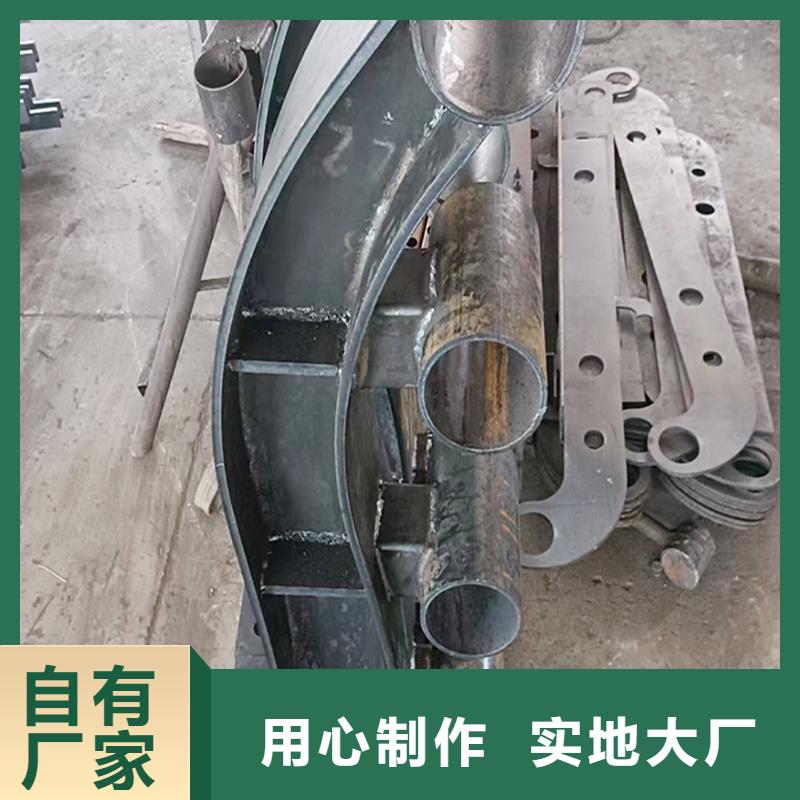 防撞燈光護(hù)欄實(shí)力雄厚
